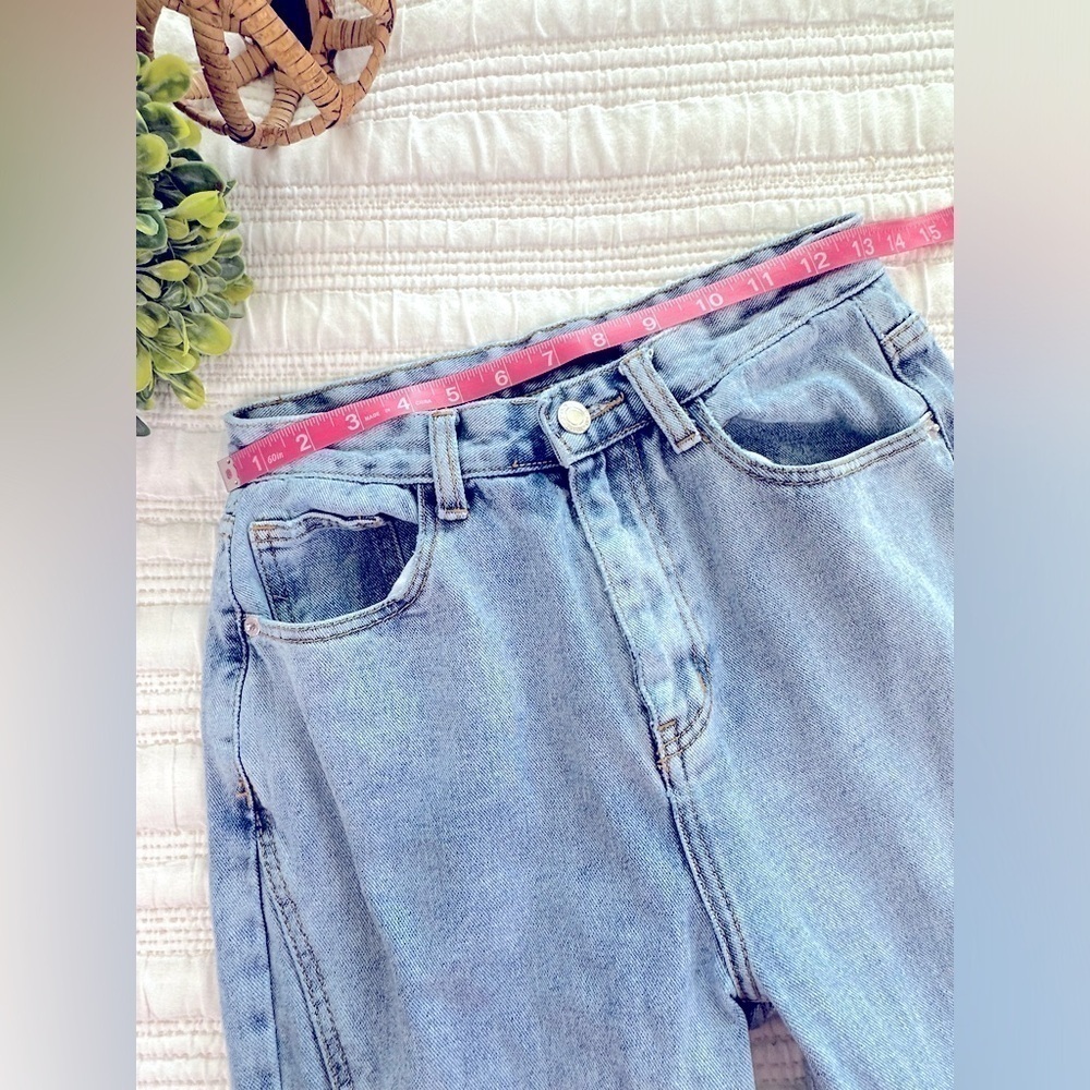 Pretty Little Thing Split Front Hem Jeans Size 8 - Picture 6 of 11